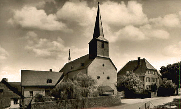 Kirche Monzelfeld alt_001